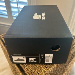 Sorel Black Nakiska Scuff Slippers